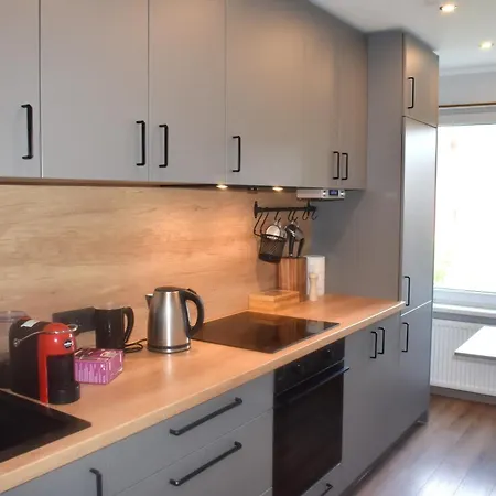 Near The Airport Apartmán *